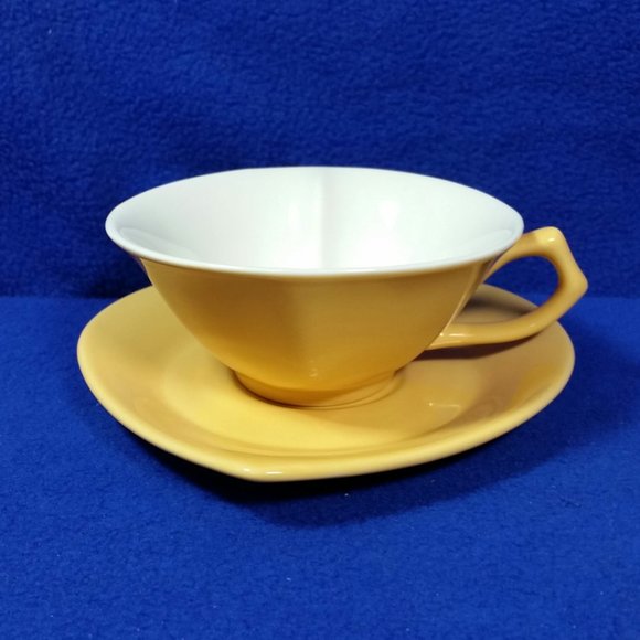 Vintage Mary Kay Yellow Heart Shaped Tea Cup and Saucer 1980's Consultant Gift - Picture 9 of 10